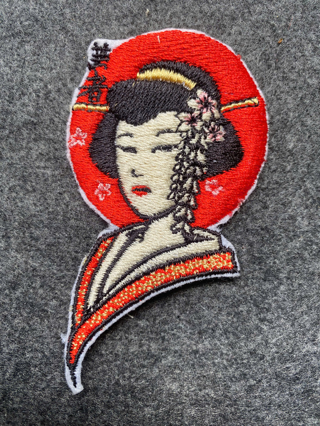 Japanese Geisha Patch - iron-on embroidered patch