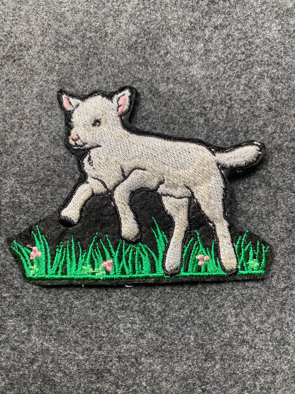 Lamb in the Grass Patch - iron-on embroidered patch