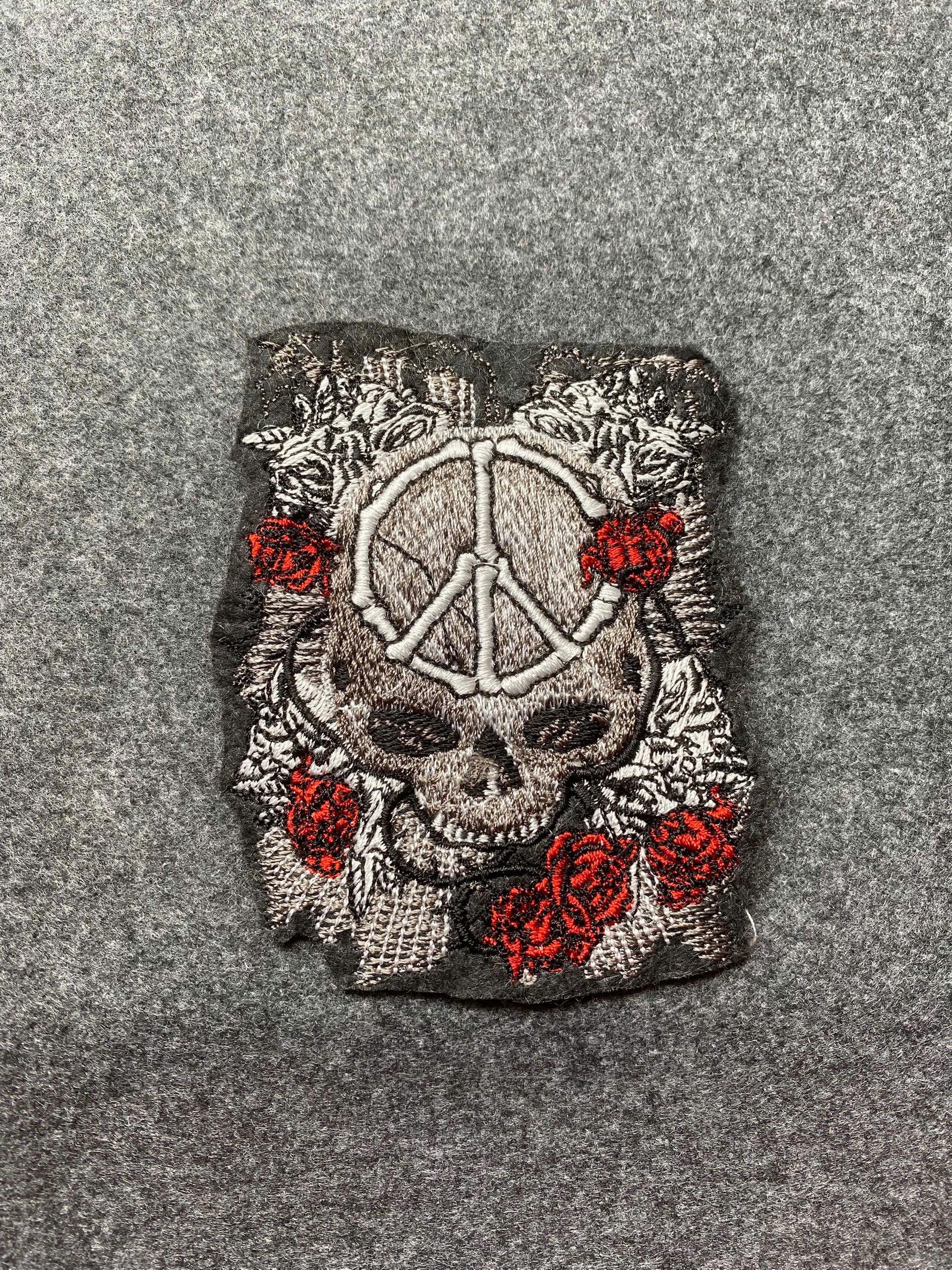 Skull Peace Sign Roses Patch - iron-on embroidered patch
