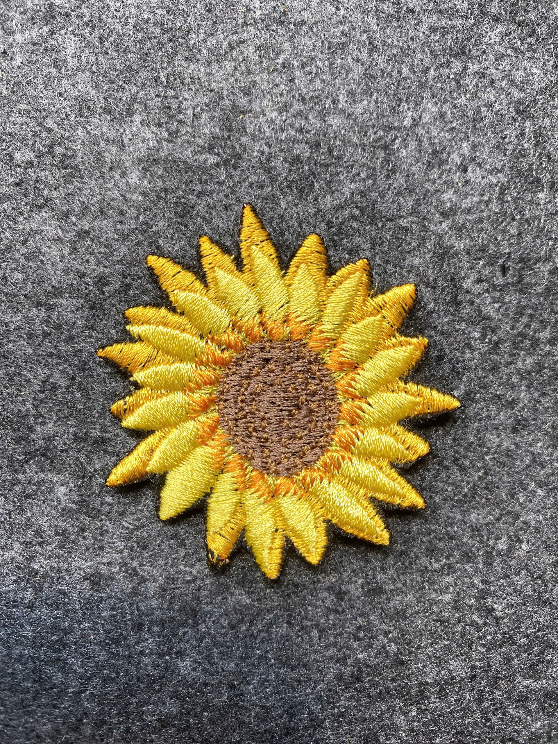 Sunflower Patch - iron-on embroidered patch