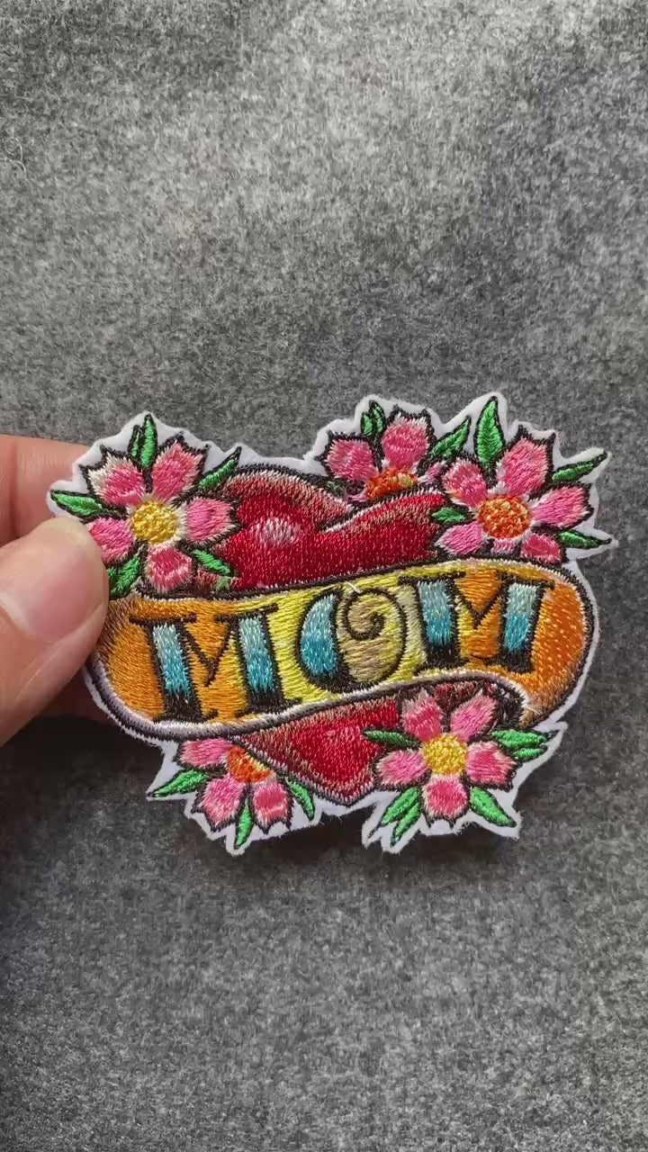 Heart MOM Banner Flowers Patch